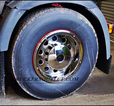 REAR TRUCK WHEEL TRIMS STAINLESS STEEL 22.5”